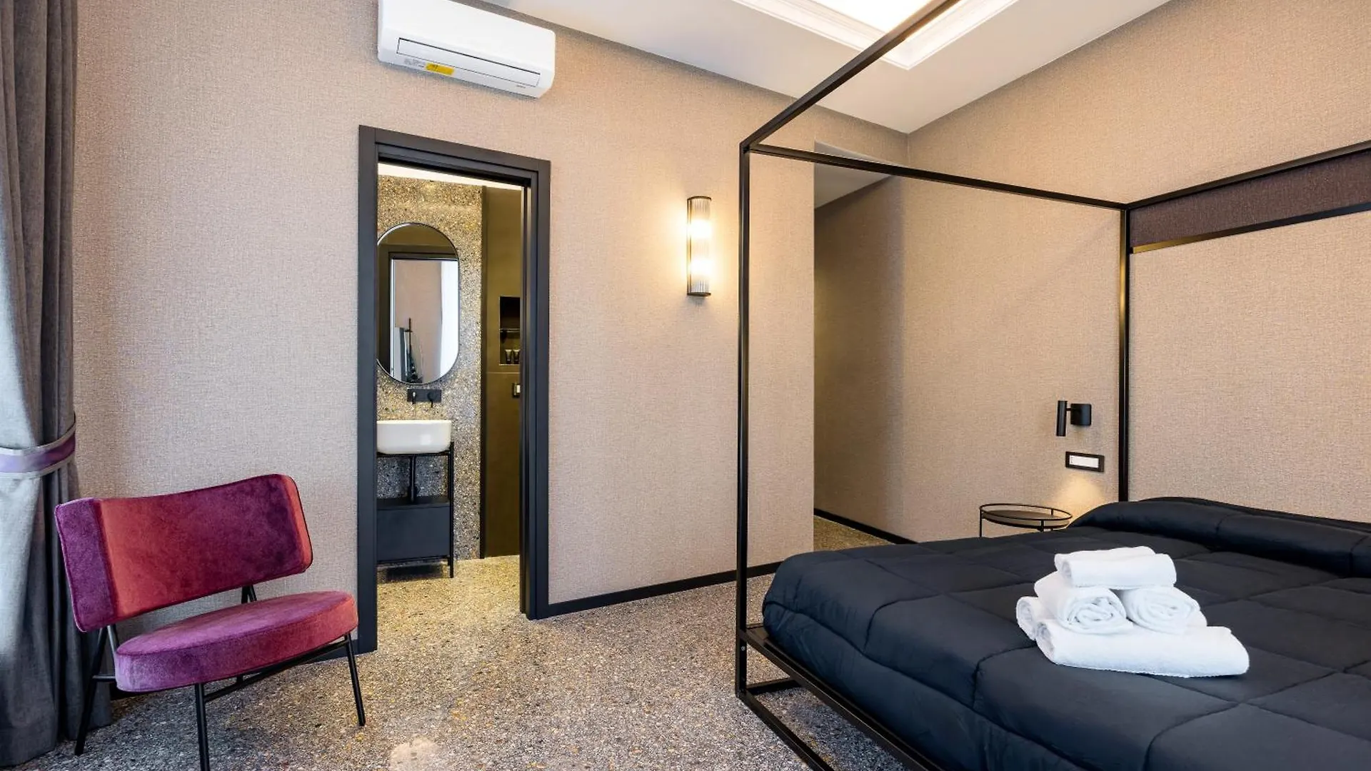 Capuana15 By Napoliapartments Italy