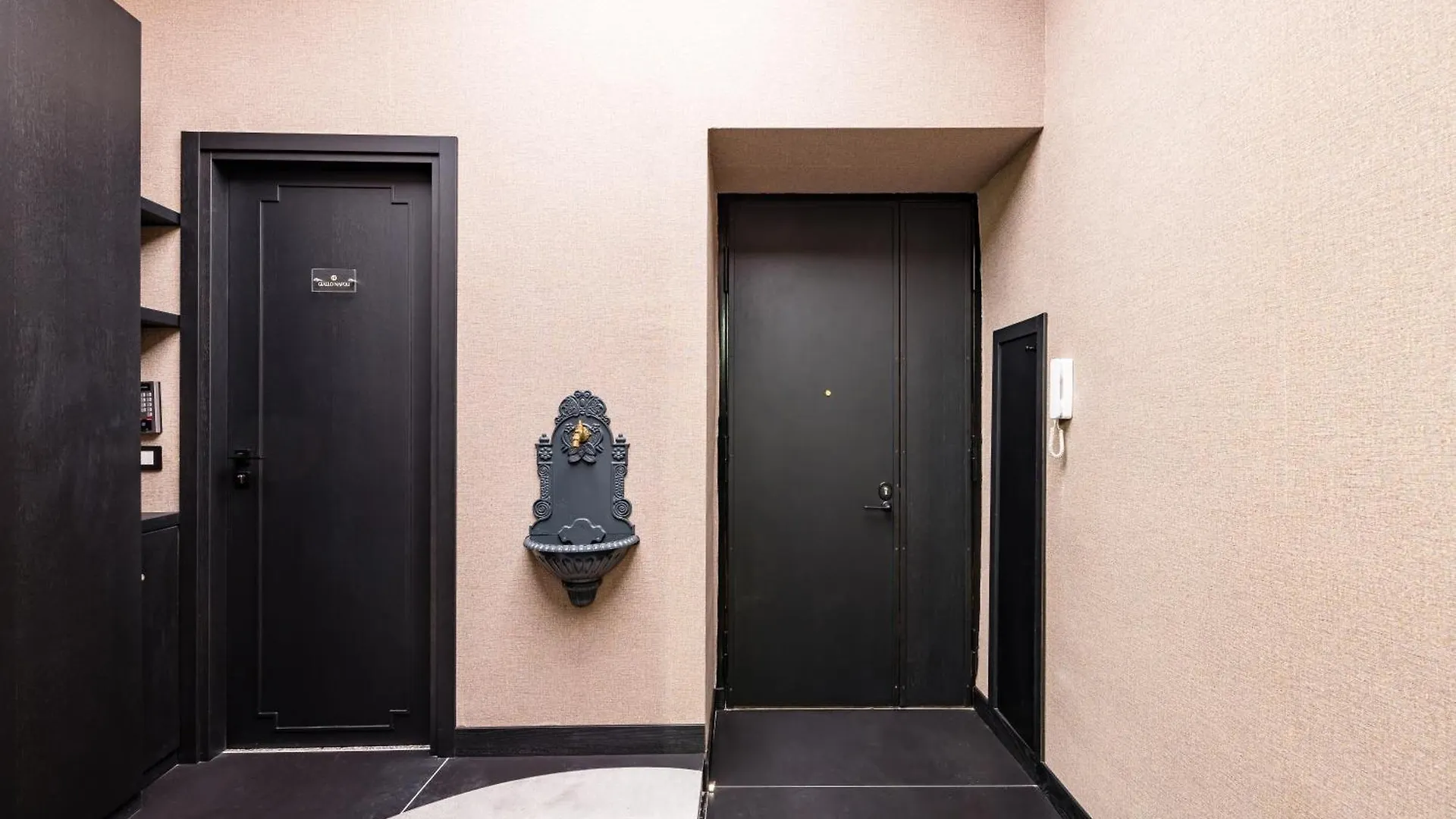 Capuana15 By Napoliapartments Apartment Naples